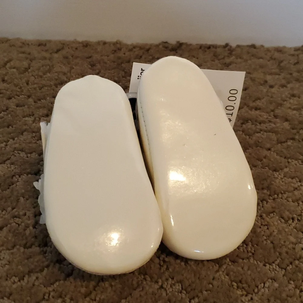 Baby Girls First Steps Dress Shoes Cream/Rose Gold Size (3/6) (9/12) months NWT